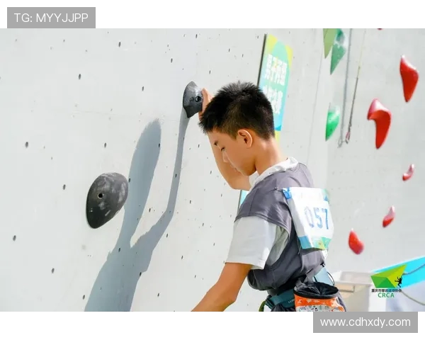 重庆攀岩队的蜕变与挑战：世界攀岩锦标赛背后的故事与未来展望