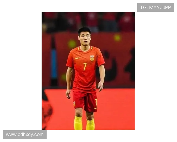 武磊再度闪耀绿茵场引领中国足球新希望谱写荣耀征程 武磊再度闪耀绿茵场引领中国足球新希望谱写荣耀征程